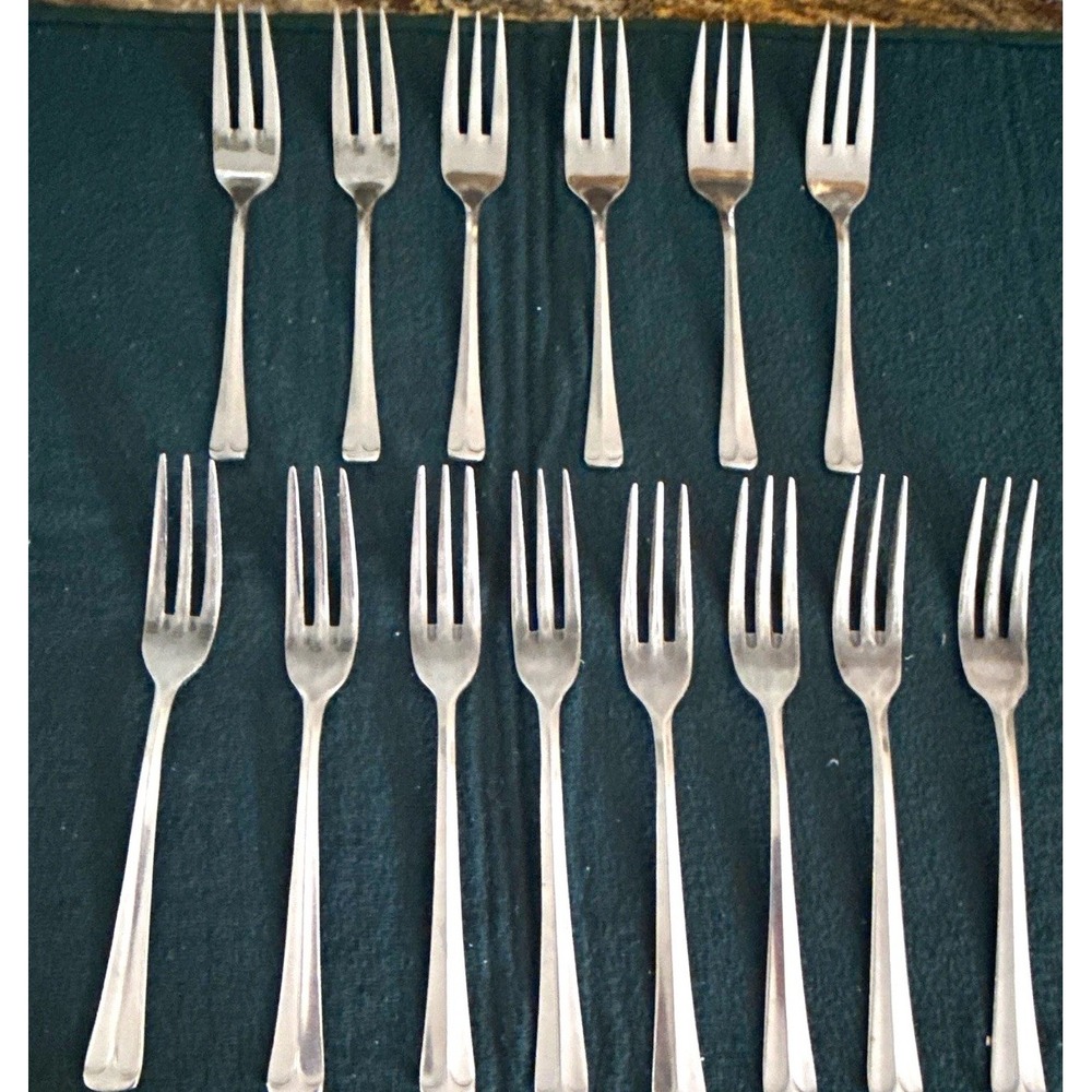 Ecko Colonial Richmond Stainless Steel Dinner set of 8/Salad Fork set of 6